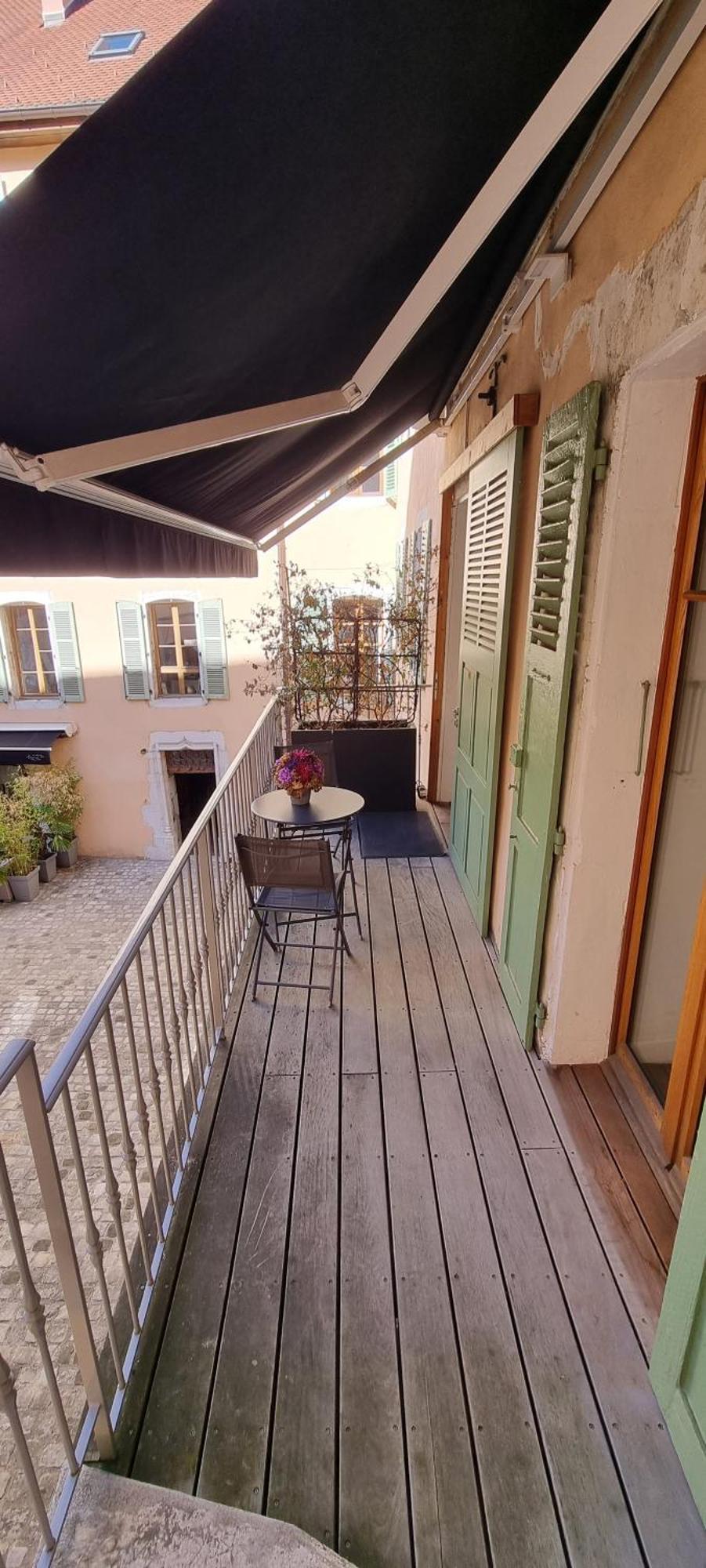Appartement De Charme Au Coeur De La Vieille Ville Annecy Exterior photo